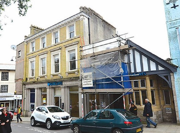 10-12 Church St, St Austell for sale Primary Photo- Image 1 of 1