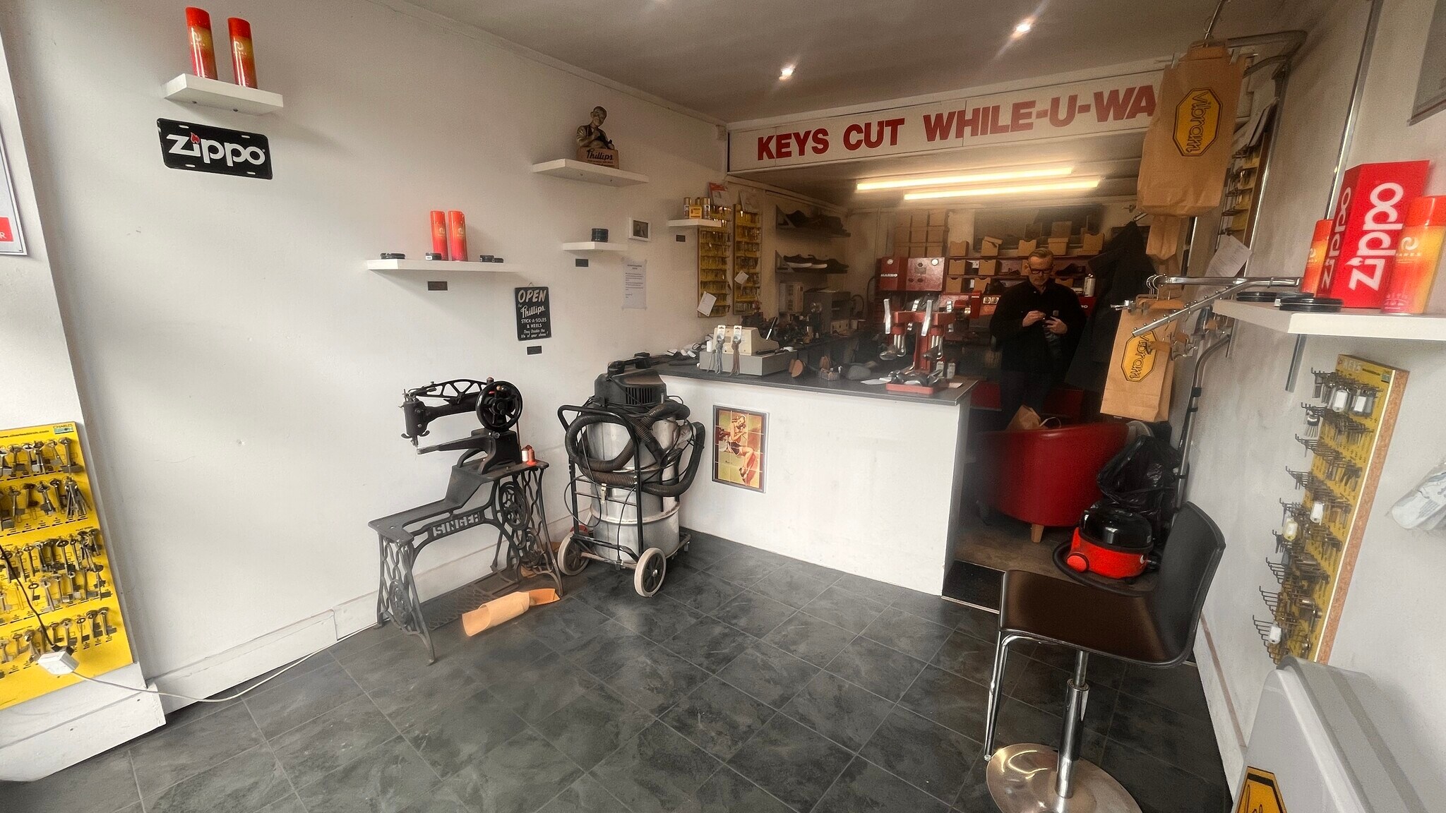 1 Eastwood Rd, Rayleigh to rent Interior Photo- Image 1 of 1