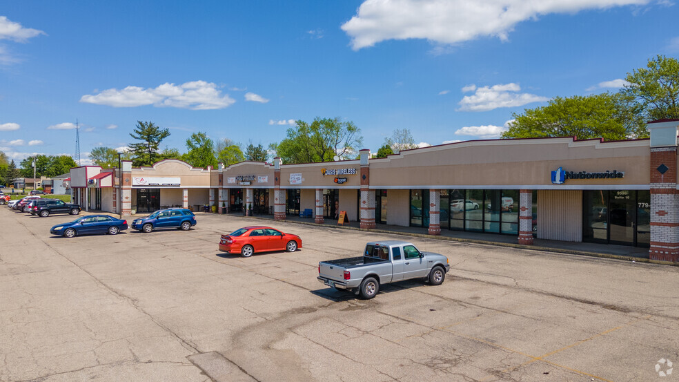 9536 Cincinnati Columbus Rd, West Chester, OH for rent - Building Photo - Image 1 of 9