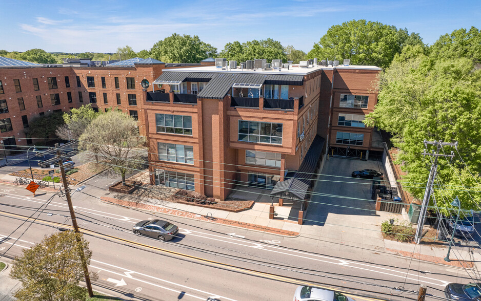 308 W Rosemary St, Chapel Hill, NC for sale - Building Photo - Image 1 of 9