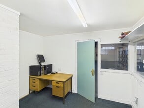 1-9 Plantation St, Lochgelly to rent Interior Photo- Image 2 of 2