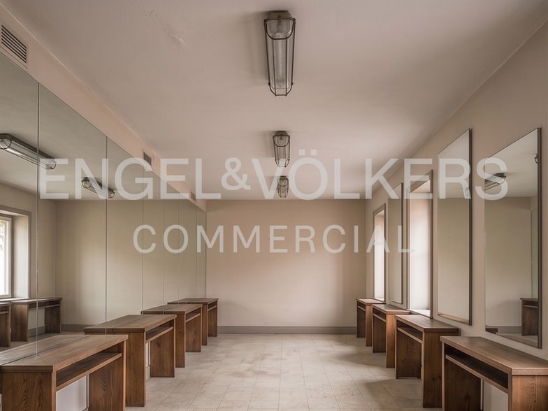 Retail in Madrid, Madrid to rent - Floor Plan - Image 1 of 1
