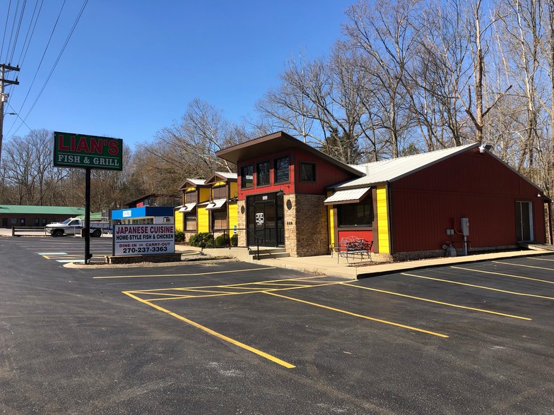 889 Old Gallatin Rd, Scottsville, KY for sale - Building Photo - Image 1 of 1