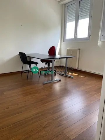 Vente Bureaux 38 m² - Photo 1