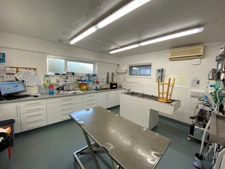 14 Church Ln, Colchester for sale - Interior Photo - Image 3 of 4