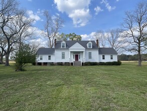 7981 NC Highway 33 E, Chocowinity, NC for sale Primary Photo- Image 1 of 1