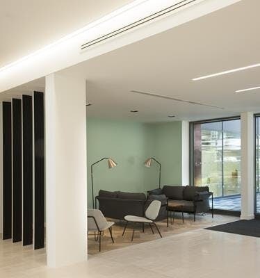 250 South Oak Way, Reading to rent - Building Photo - Image 3 of 6