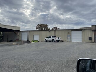 More details for 3026 Carroll Ave, Lynchburg, VA - Light Industrial for Rent