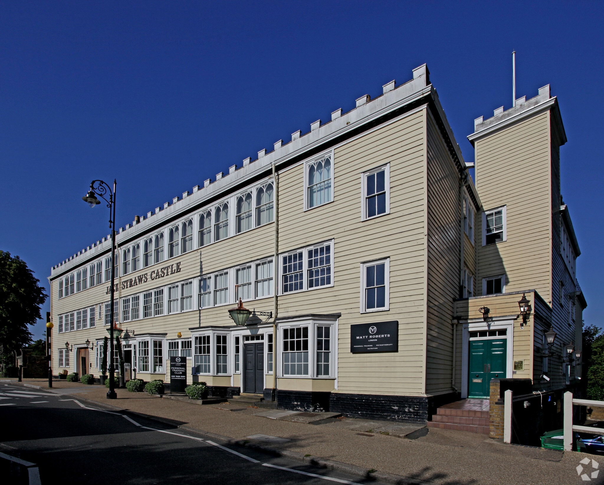 North End Way, London for sale Primary Photo- Image 1 of 1