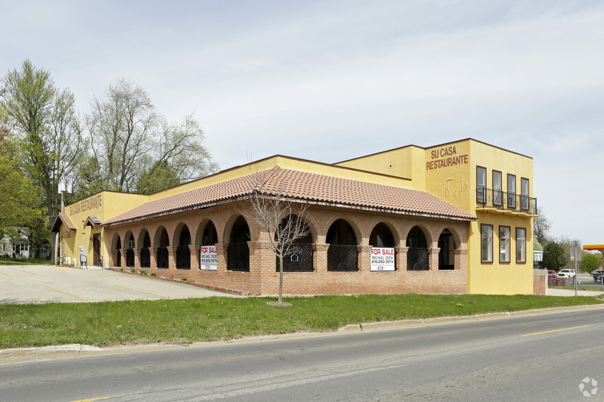 310 W Main St, Fennville, MI for sale - Primary Photo - Image 1 of 1