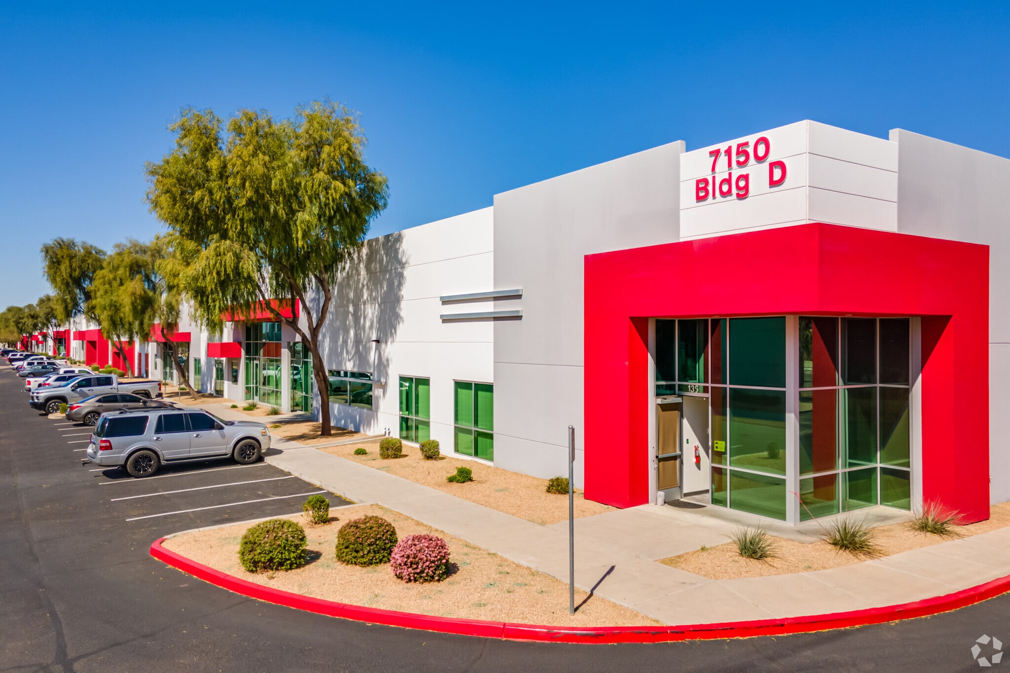 7150 W Roosevelt St, Phoenix, AZ to rent Primary Photo- Image 1 of 19