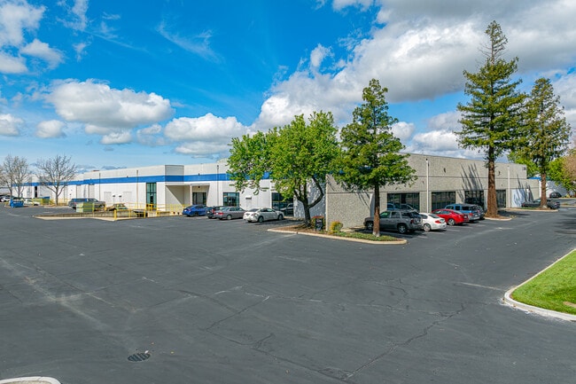 More details for 1045 W National Dr, Sacramento, CA - Industrial to Rent
