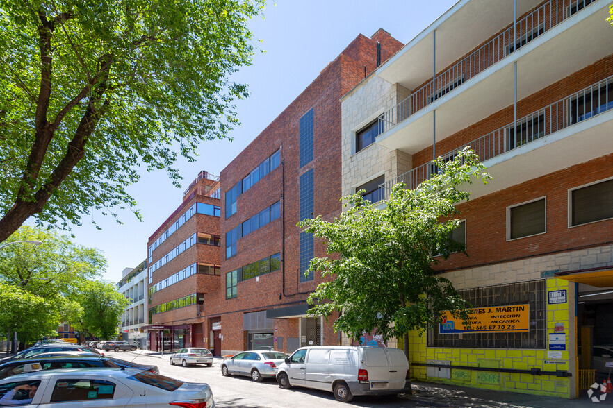 Calle San Sotero, 5, Madrid, Madrid for sale - Building Photo - Image 2 of 2