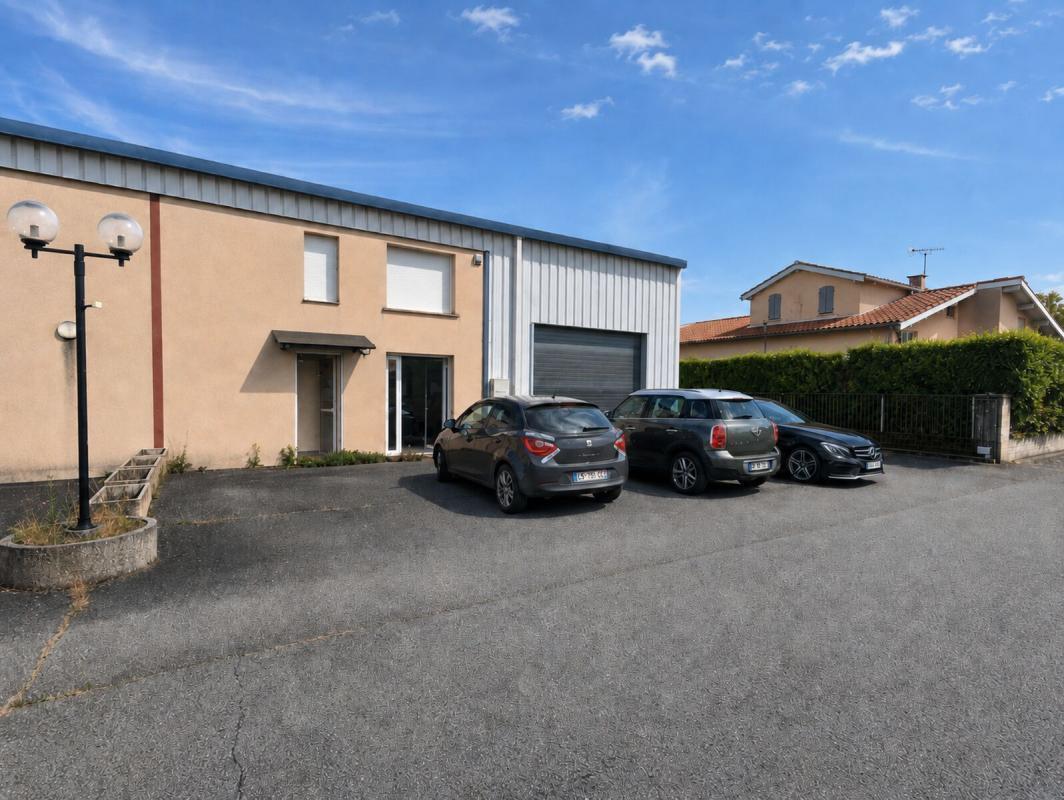 Light Industrial in Toulouse for sale Building Photo- Image 1 of 8