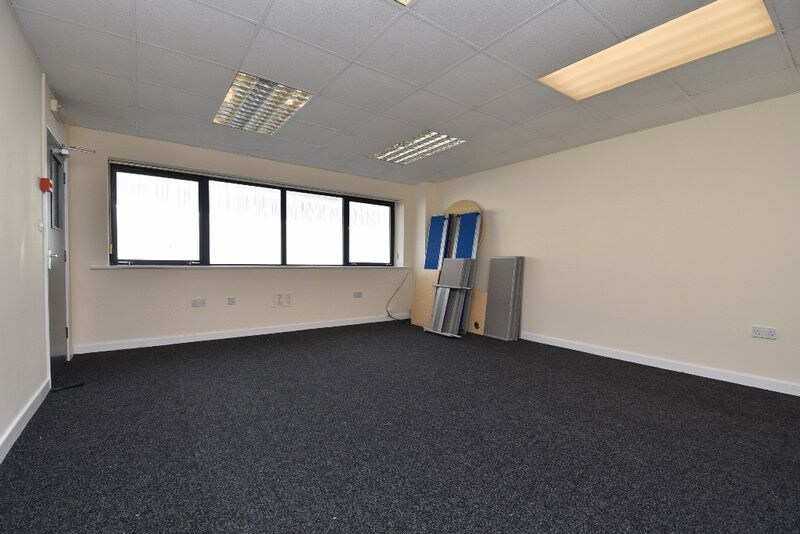 Mortimer Rise, Ossett to rent Interior Photo- Image 1 of 3