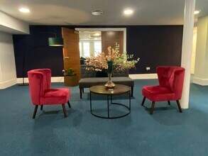 4 Queen St, Bath to rent Interior Photo- Image 2 of 10