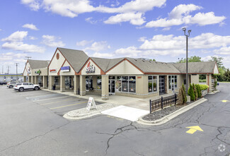 More details for 2873-2897 W Maple Rd, Troy, MI - Retail for Rent