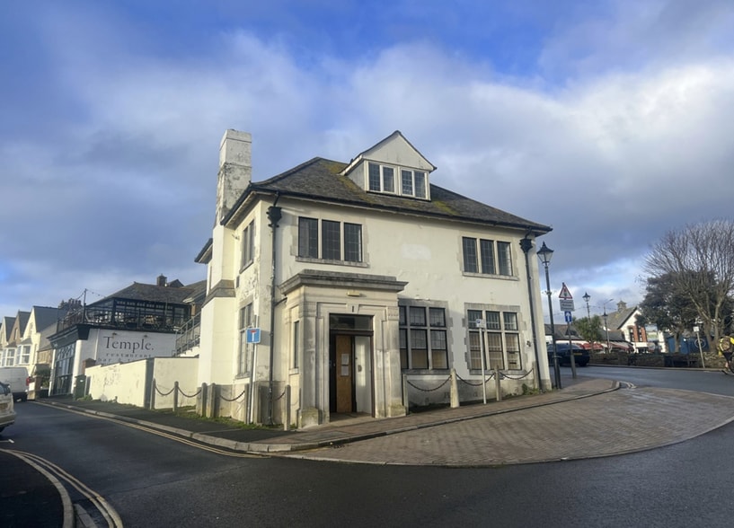 1 Belle Vue, Bude to rent - Primary Photo - Image 1 of 3
