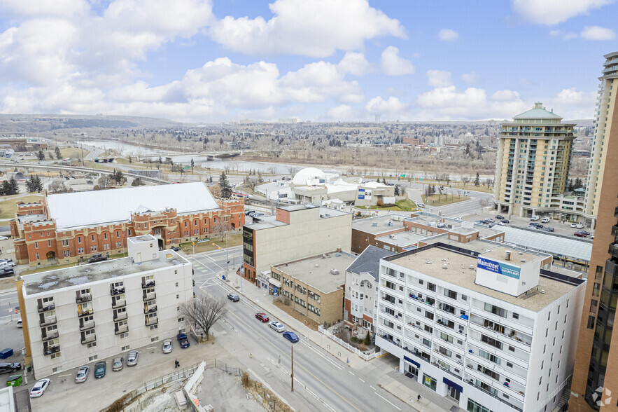 1136 8th Ave SW, Calgary, AB for rent - Aerial - Image 2 of 4