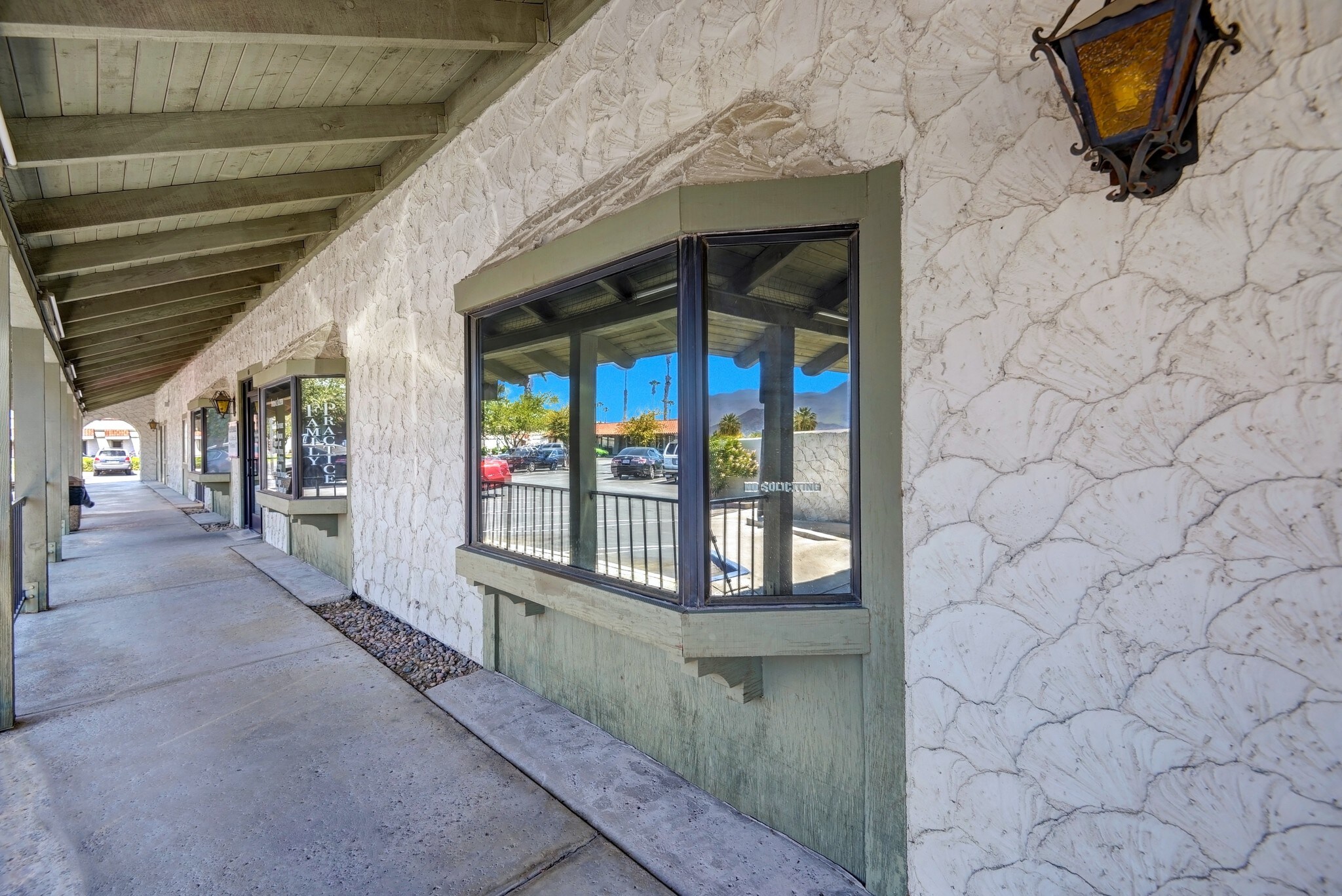 81709 Doctor Carreon Blvd, Indio 92201 Bldg C UK