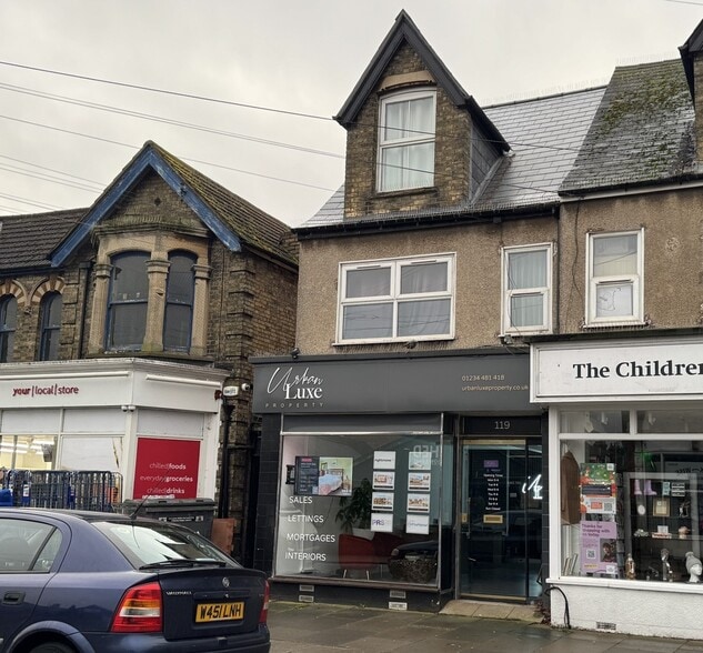119 Castle Rd, Bedford for sale - Building Photo - Image 2 of 7