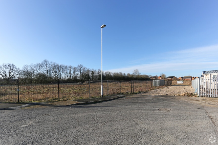 Pride Pky, Sleaford for sale - Primary Photo - Image 1 of 1