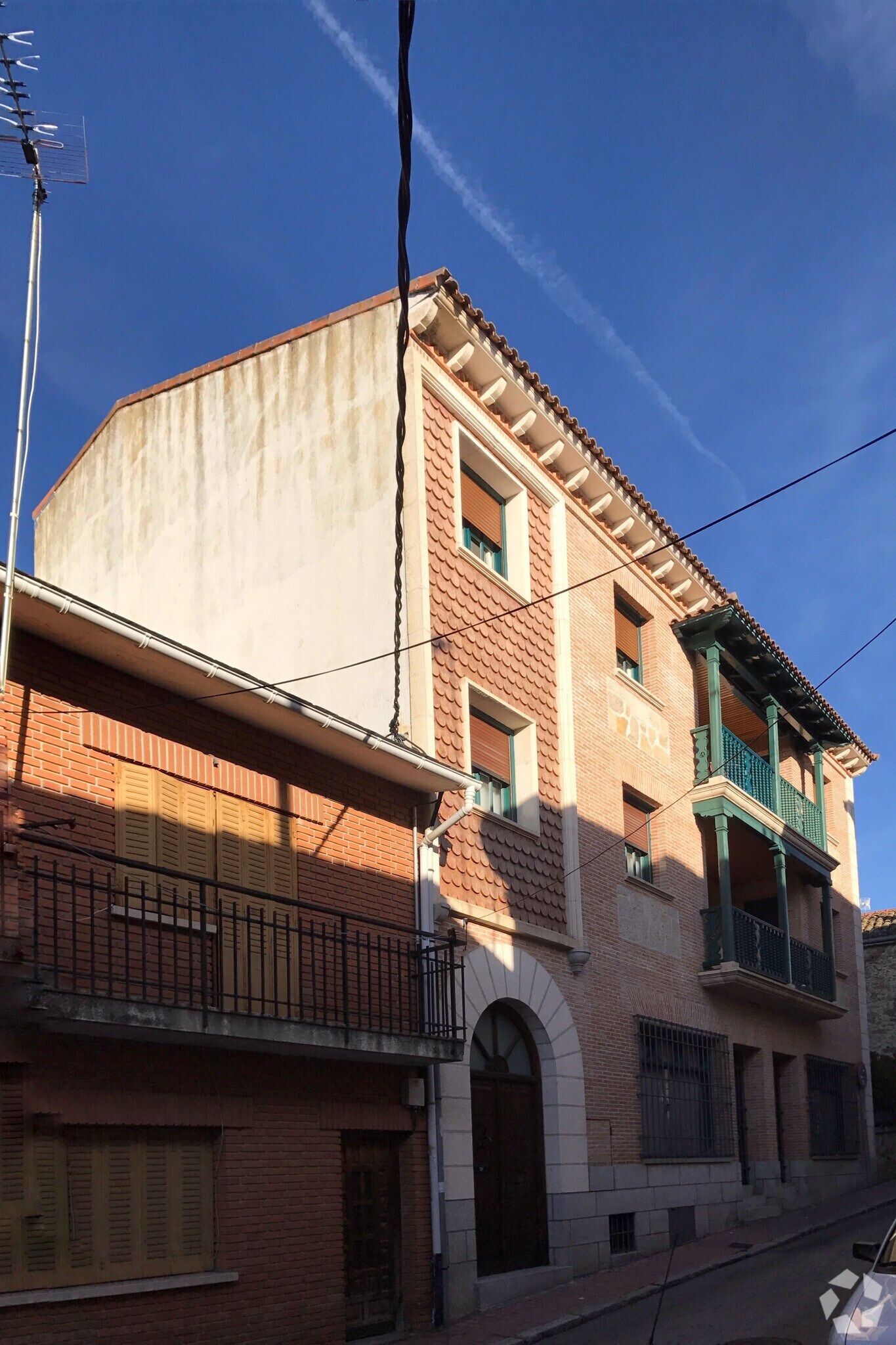 Calle Eusebio Guadalix, 45, Miraflores de la Sierra, Madrid for sale Primary Photo- Image 1 of 3