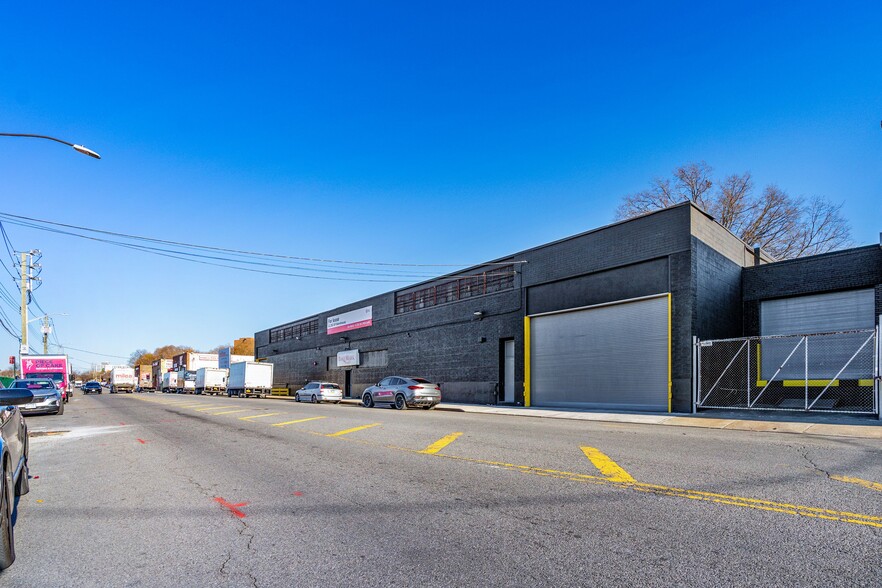 61-26 Maurice Ave, Maspeth, NY for rent - Building Photo - Image 1 of 4