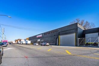 61-26 Maurice Ave, Maspeth, NY for rent Building Photo- Image 1 of 5