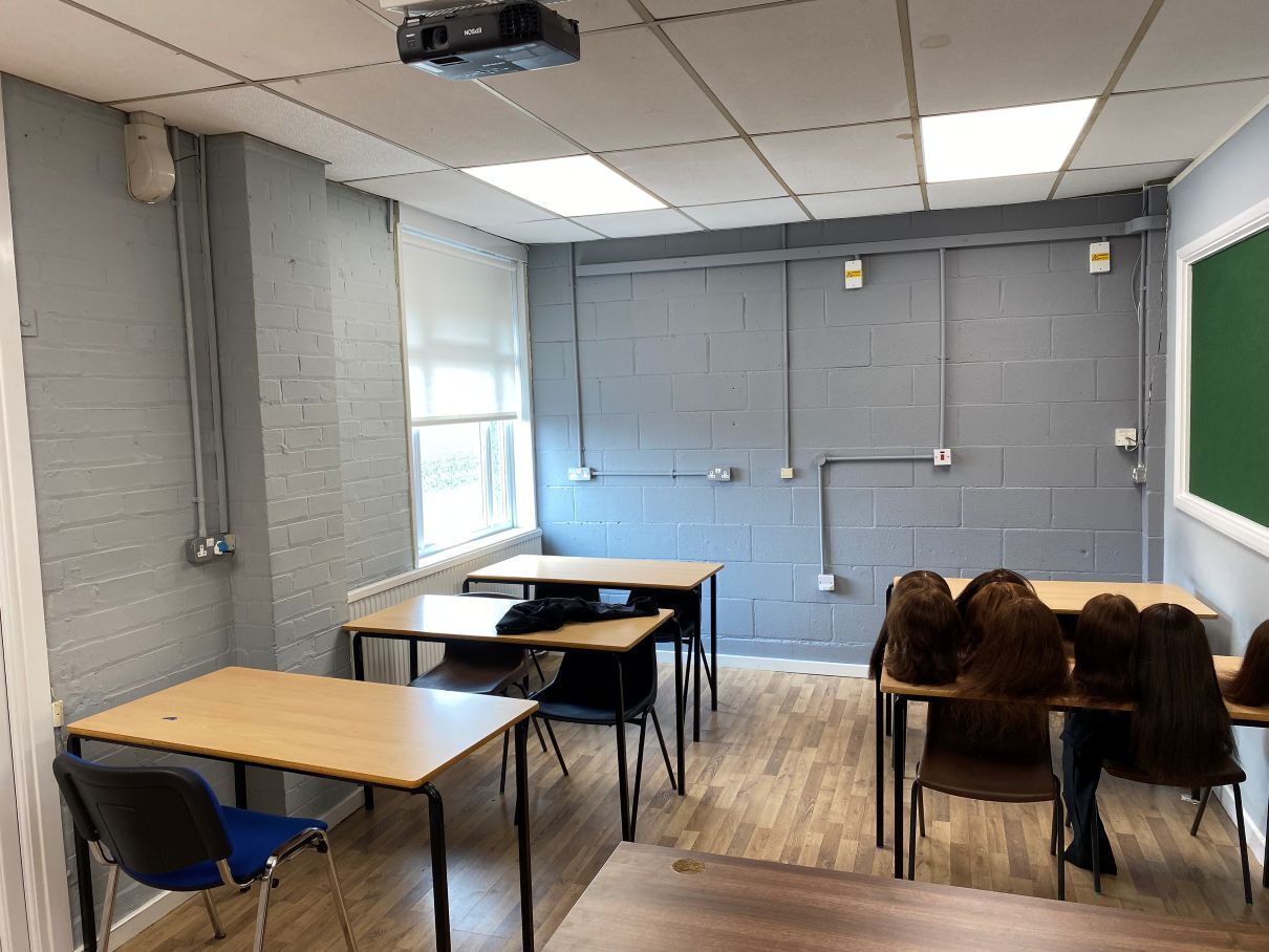 Catton Rd, Arnold to rent Interior Photo- Image 1 of 10