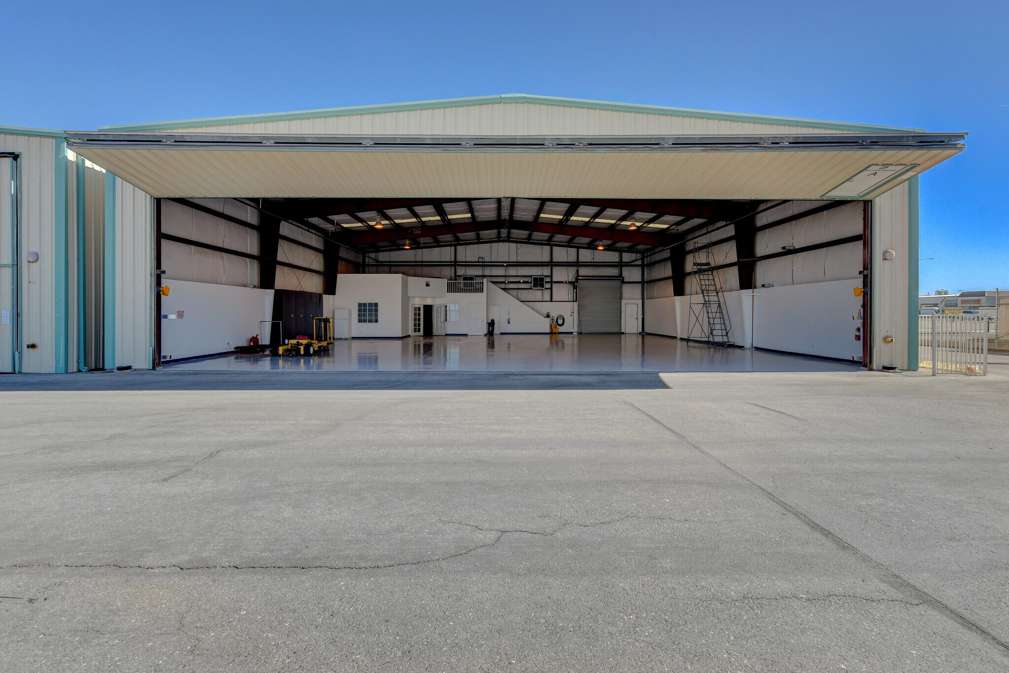 2772 Perimeter, North Las Vegas, NV for sale Building Photo- Image 1 of 1