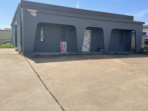 2337 Fort Worth St, Grand Prairie, TX for sale Building Photo- Image 1 of 1