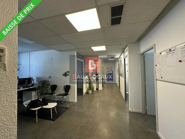 Location Bureaux 148 m²