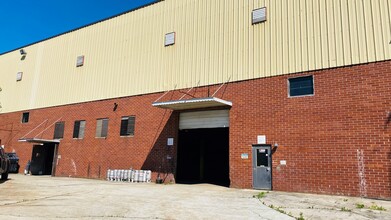 1335 Rockdale Industrial Blvd NW, Conyers, GA for rent Building Photo- Image 1 of 5