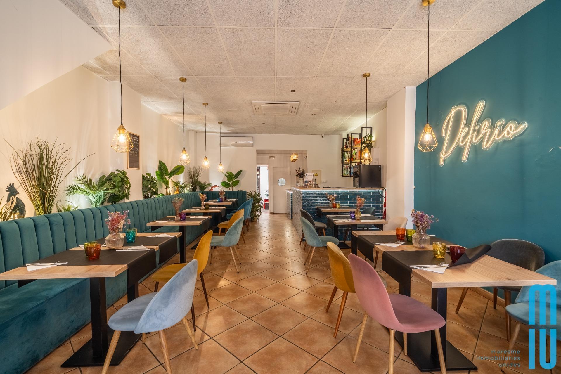 Retail in Arenys de Mar, Barcelona to rent Primary Photo- Image 1 of 2