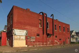 2401 W Broadway, Louisville, KY for sale Primary Photo- Image 1 of 1