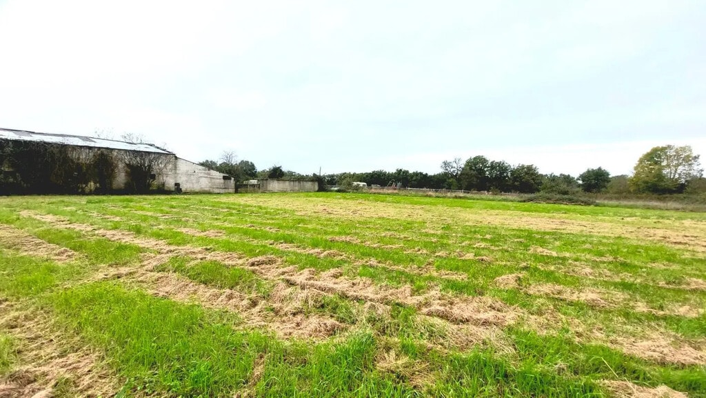 Vente Terrain 1 090 m² - Photo 1