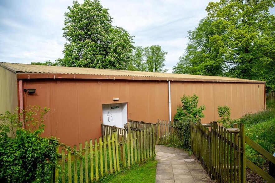 Abberley Hall, Abberley to rent - Building Photo - Image 2 of 25