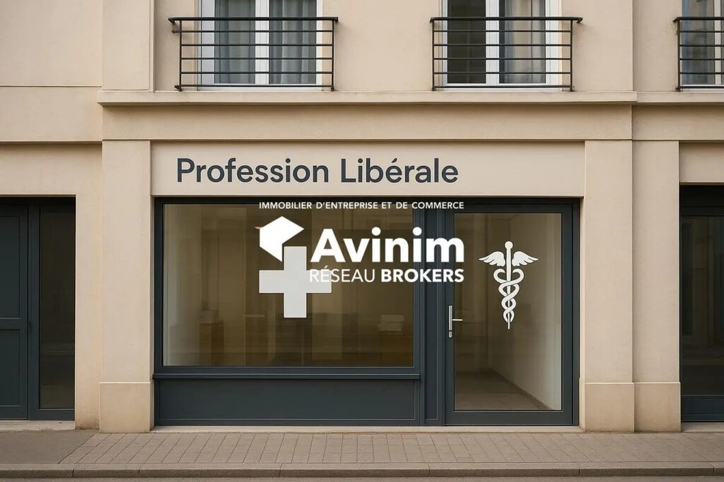 Location Commerce 220 m² - Photo 1