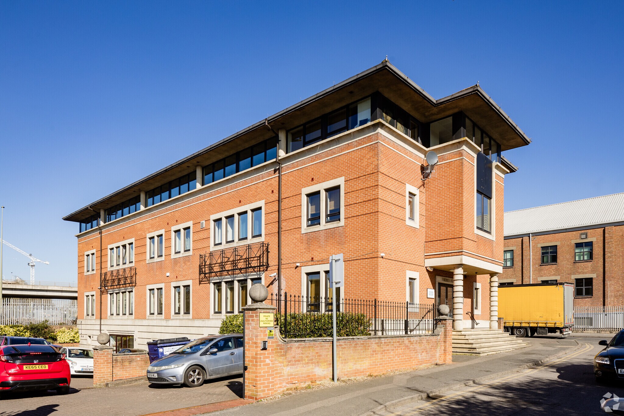 Garsington Rd, Oxford for sale Primary Photo- Image 1 of 1