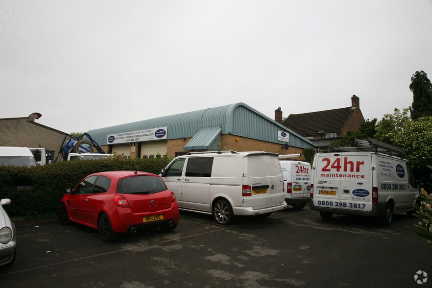 Holly Rd, Hampton for sale - Building Photo - Image 1 of 2