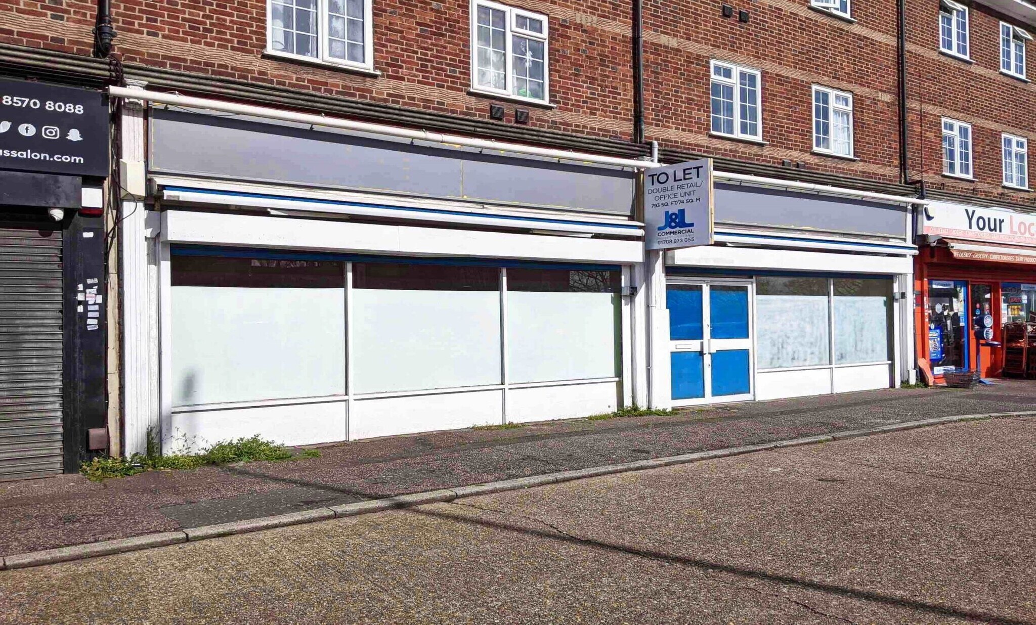 2-3 Noble Corner Great West Rd, Hounslow for sale Primary Photo- Image 1 of 1