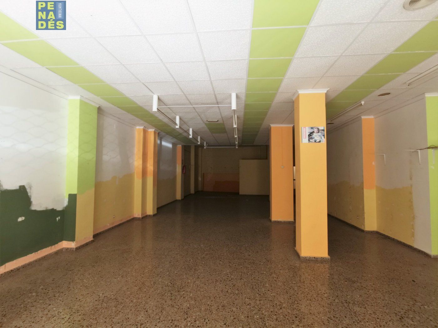 Retail in Ontinyent, Valencia to rent Building Photo- Image 1 of 7