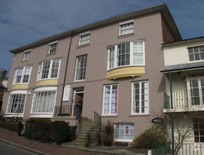 24 Mount Ephraim Rd, Tunbridge Wells for rent Building Photo- Image 1 of 3