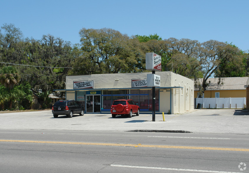 4625 N Nebraska Ave, Tampa, FL for rent - Primary Photo - Image 1 of 4