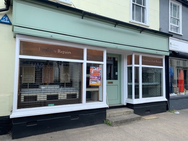 More details for 33 High St, Dunmow - Retail for Sale