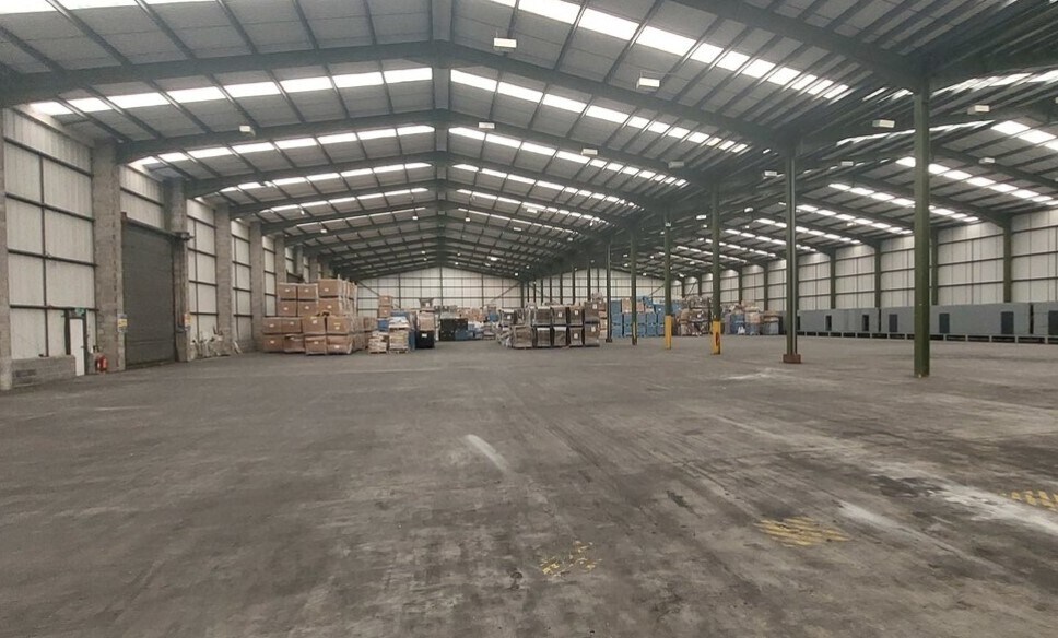 Churchill Rd, Doncaster for sale - Interior Photo - Image 2 of 4