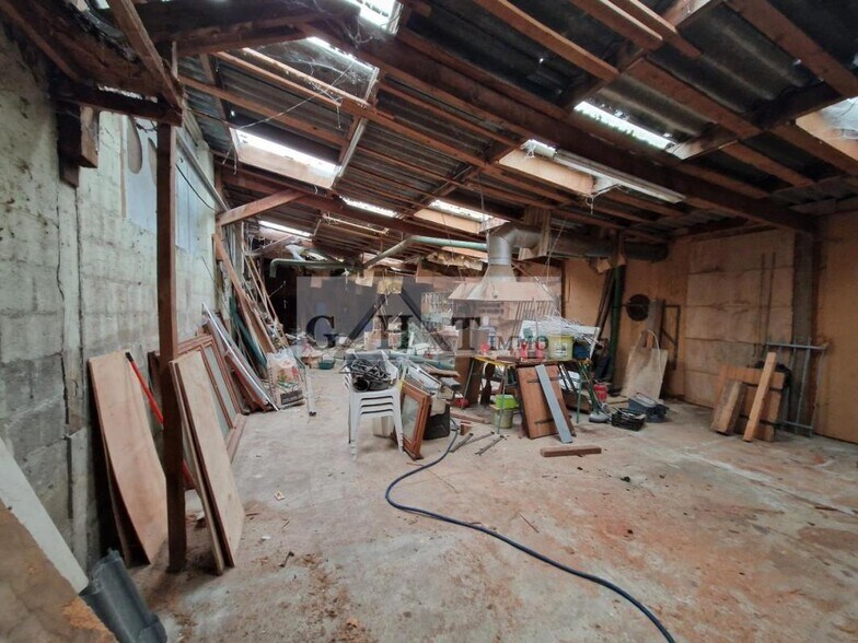 Industrial in Domont for sale - Interior Photo - Image 3 of 3