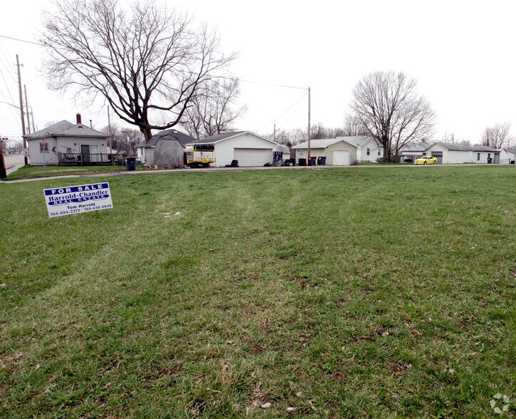 N Davis Rd, Kokomo, IN for sale - Primary Photo - Image 1 of 1