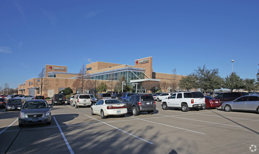 811 W Interstate 20, Arlington, TX for rent - Building Photo - Image 3 of 8